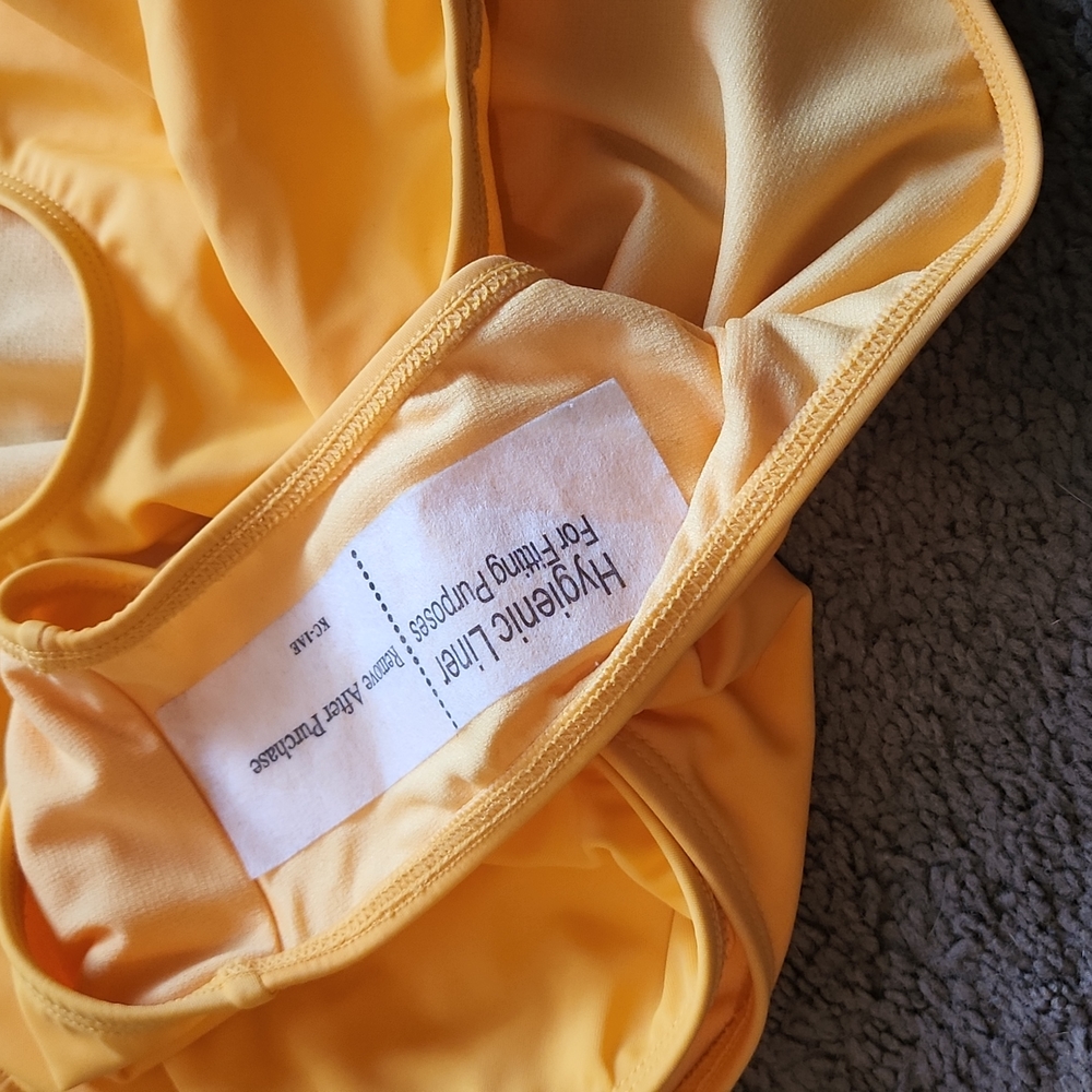NEW WITH TAGS EXPRESS ONE PIECE SIZE XL - Picture 6 of 7